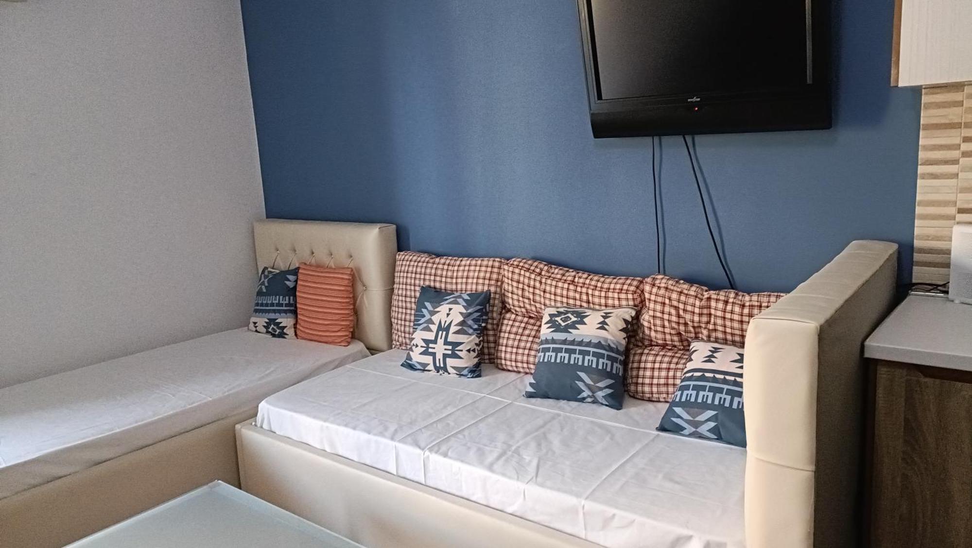 And Boulevard Perfect For Your Holiday! * Vlorë